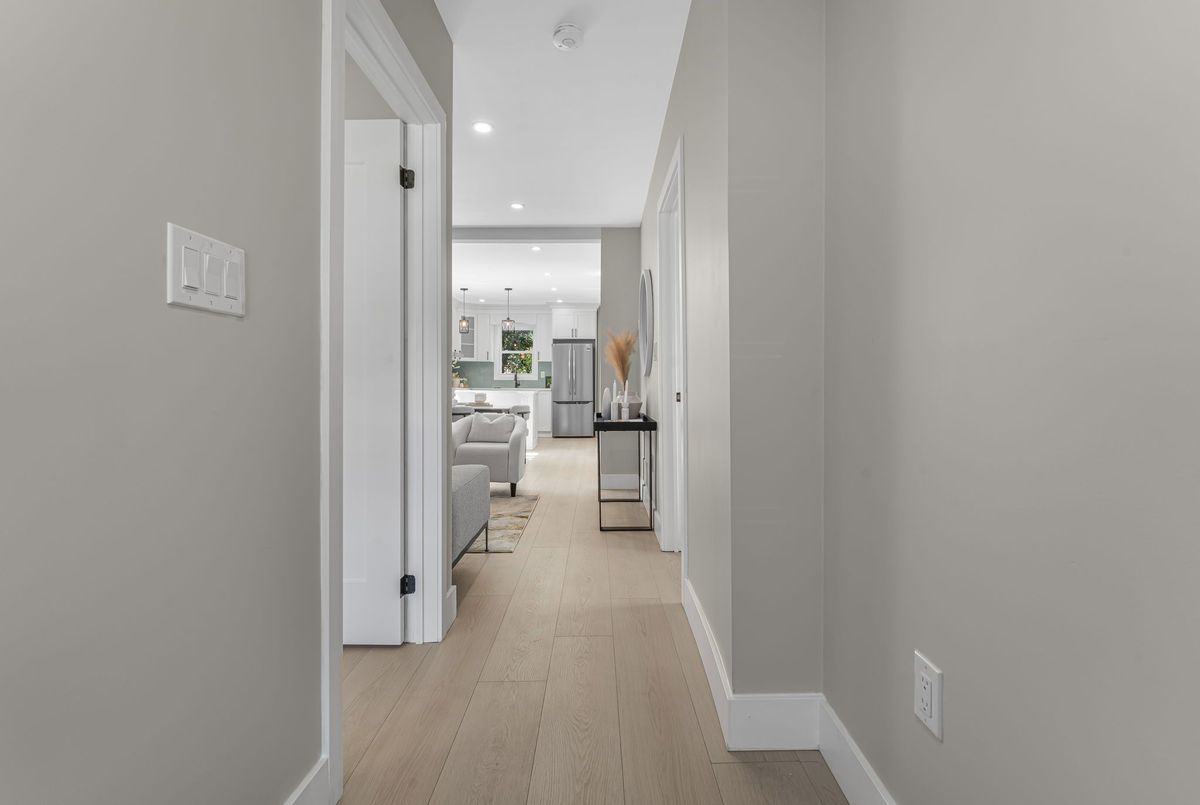 56 East 34th Street Hamilton 56 East 34th Street Hamilton