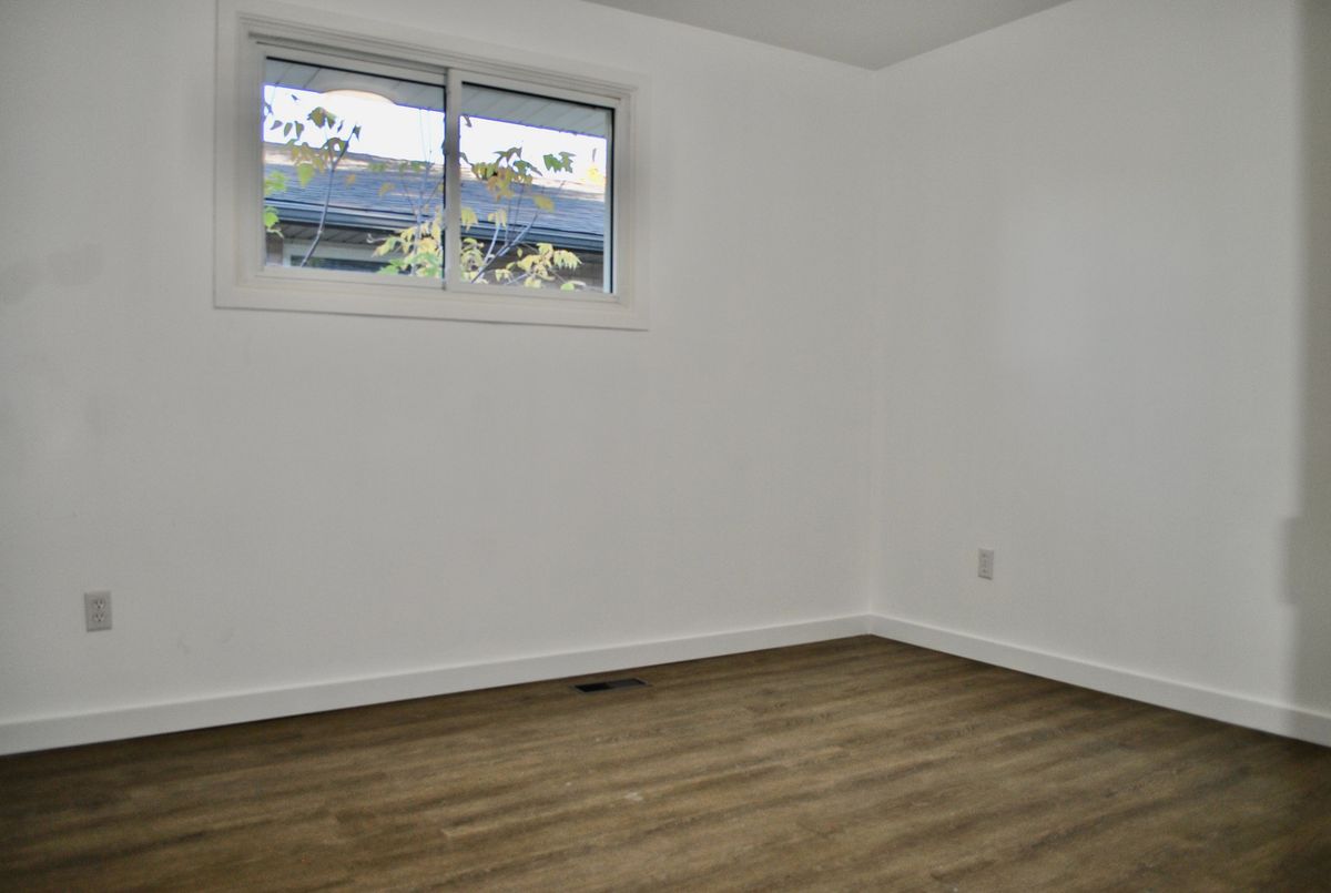 371 Speight Boulevard London East 371 Speight Boulevard London East