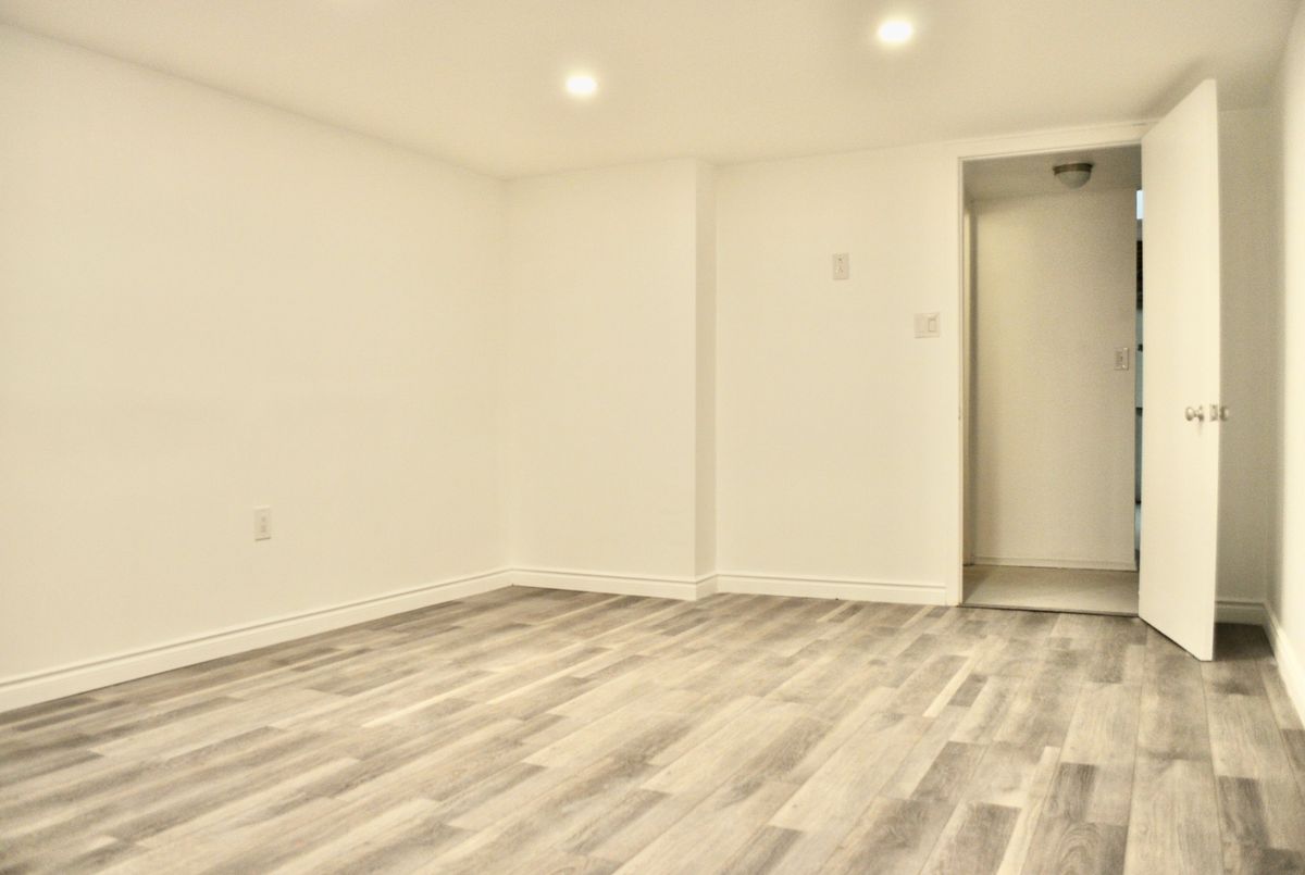 371 Speight Boulevard London East 371 Speight Boulevard London East