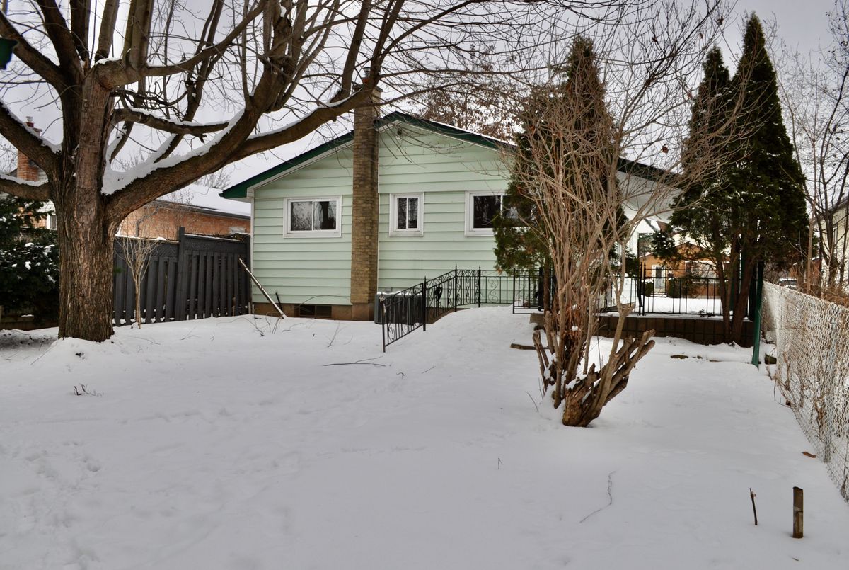 371 Speight Boulevard London East 371 Speight Boulevard London East