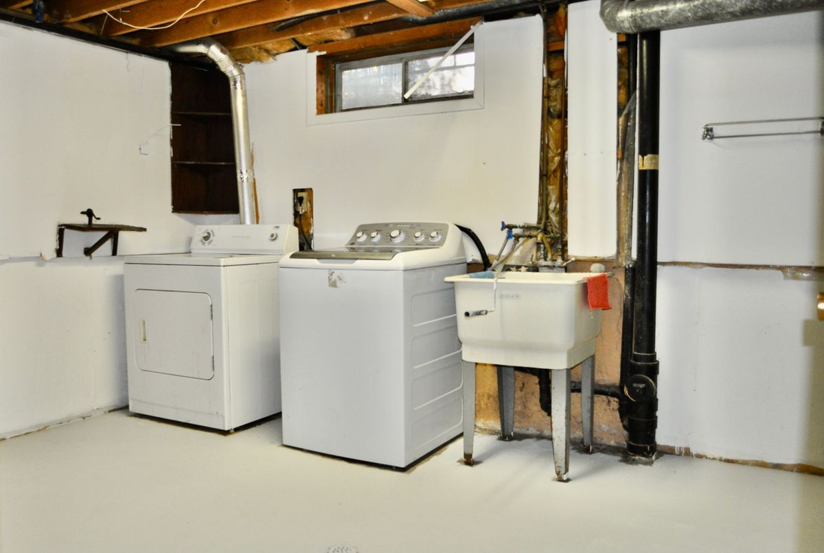 371 Speight Boulevard London East 371 Speight Boulevard London East