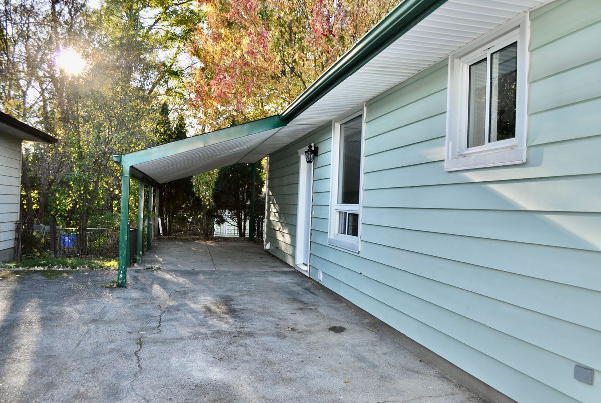 371 Speight Boulevard London East 371 Speight Boulevard London East