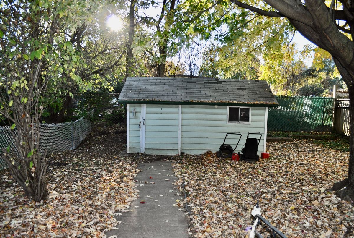 371 Speight Boulevard London East 371 Speight Boulevard London East