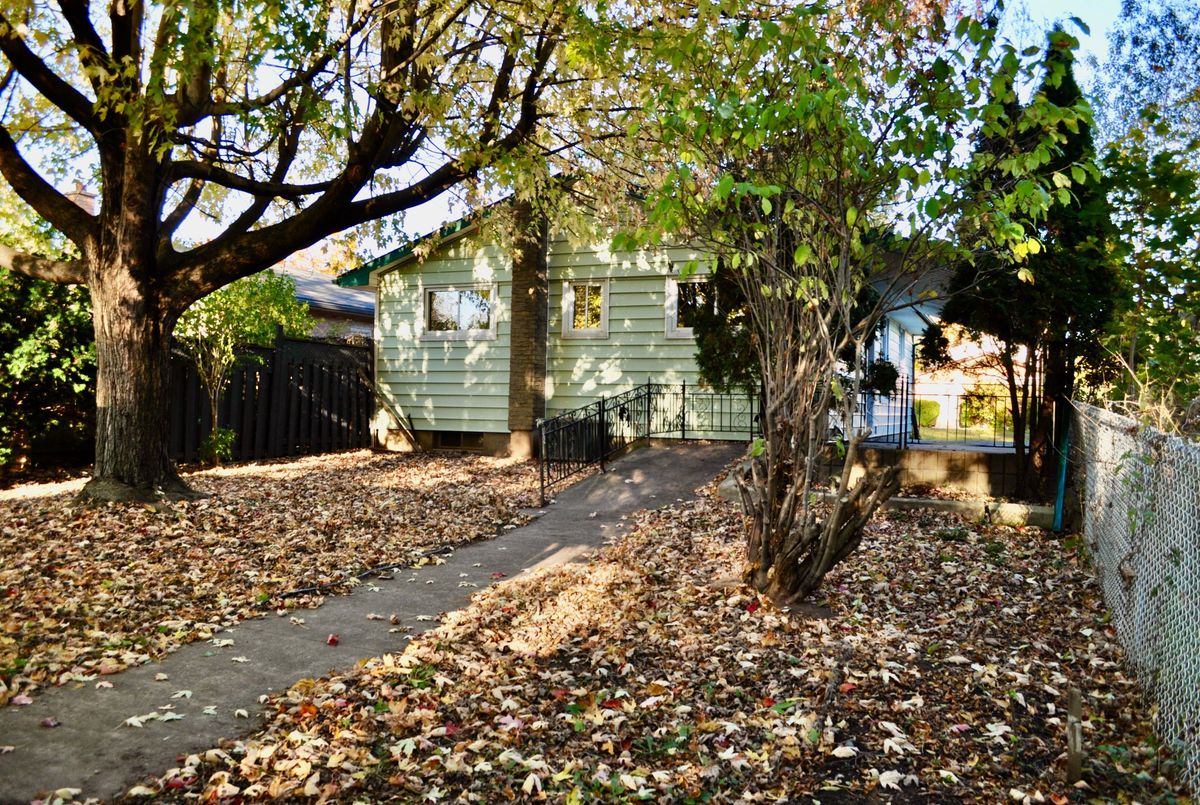 371 Speight Boulevard London East 371 Speight Boulevard London East