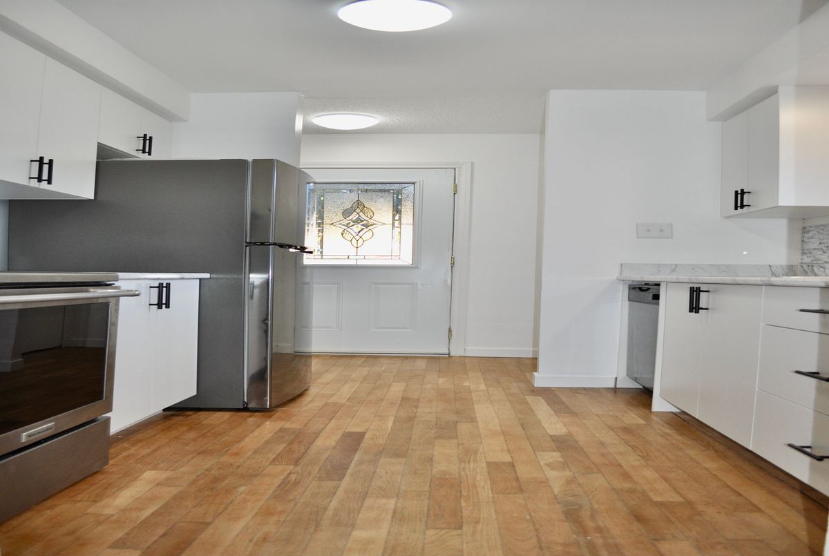 371 Speight Boulevard London East 371 Speight Boulevard London East