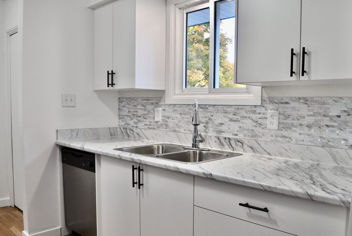 371 Speight Boulevard London East 371 Speight Boulevard London East