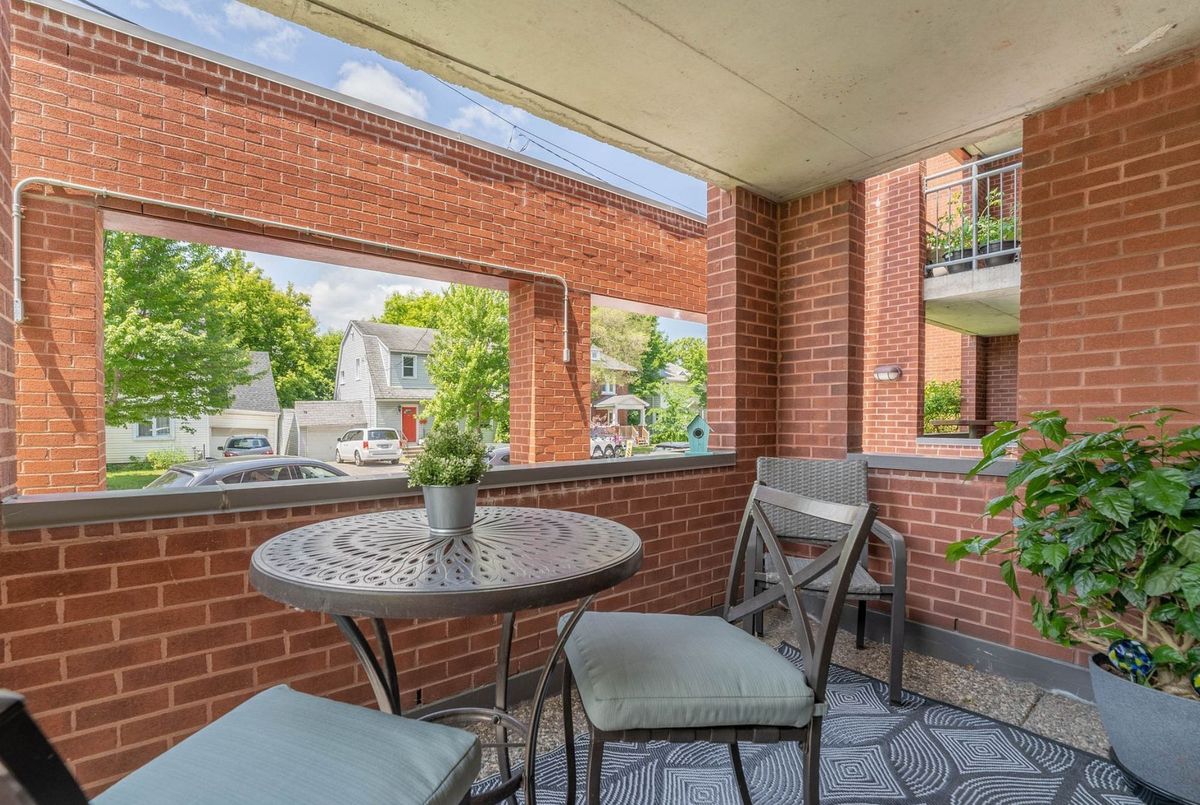 969 North River Road Overbrook - Castleheights and Area 969 North River Road Overbrook - Castleheights and Area