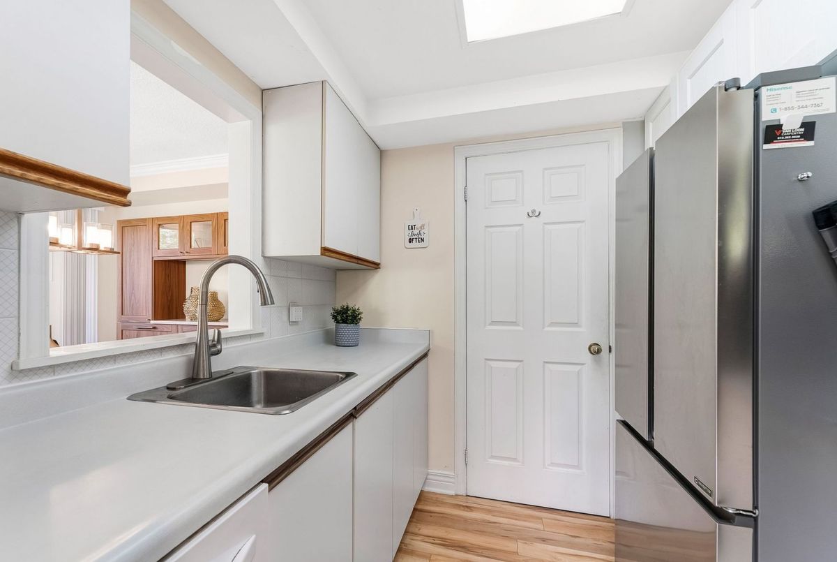 969 North River Road Overbrook - Castleheights and Area 969 North River Road Overbrook - Castleheights and Area