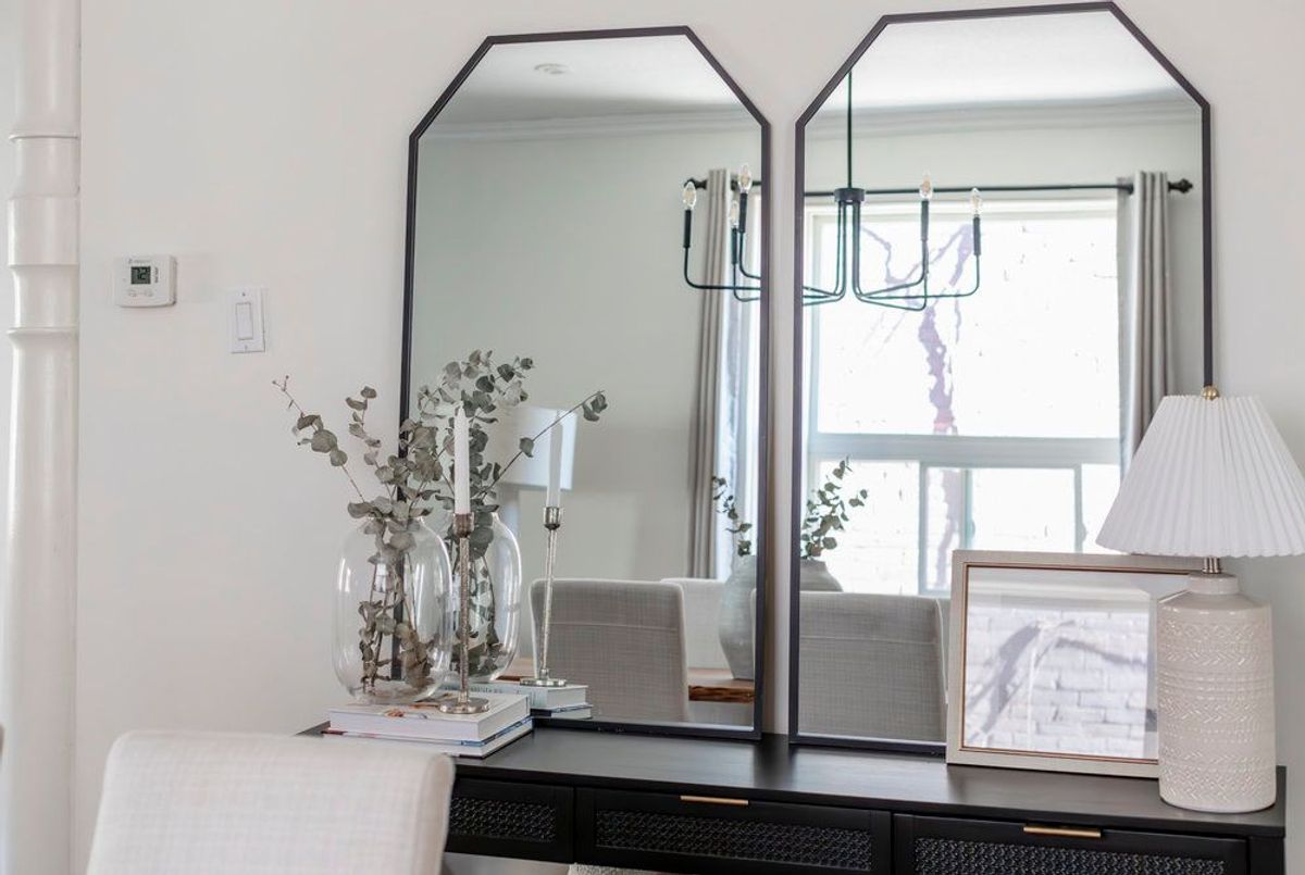 336 Emerald Street N Hamilton 336 Emerald Street N Hamilton