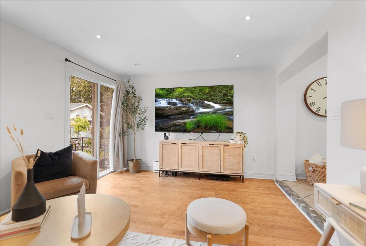 336 Emerald Street N Hamilton 336 Emerald Street N Hamilton