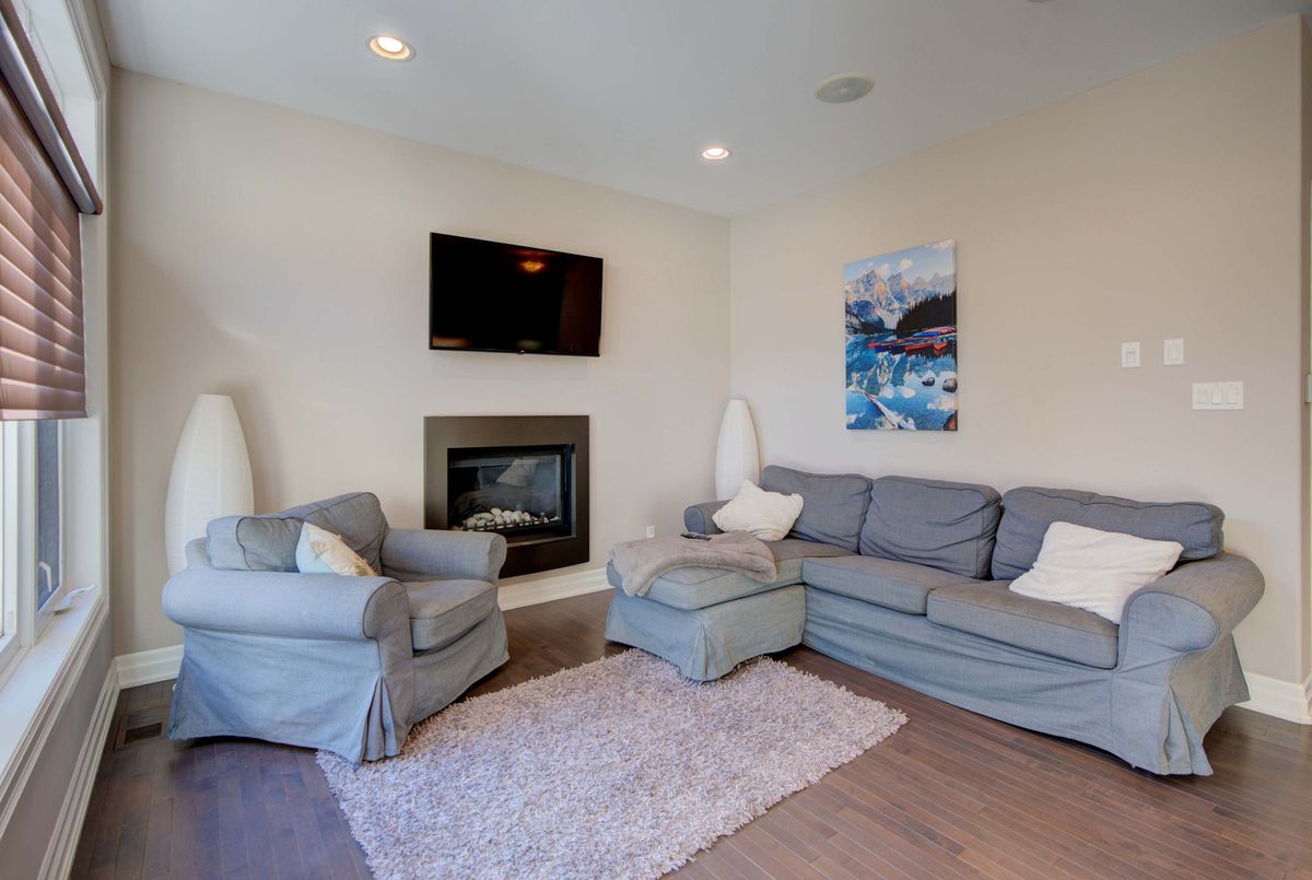 688 Augusta Drive Kingston 688 Augusta Drive Kingston