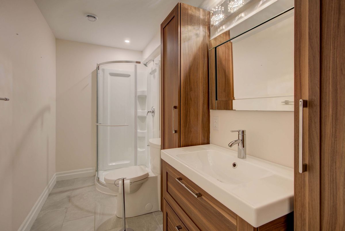 688 Augusta Drive Kingston 688 Augusta Drive Kingston