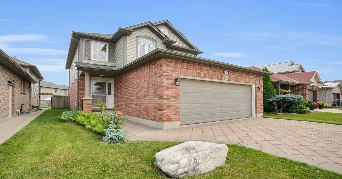 2949 Meadowgate Boulevard London South