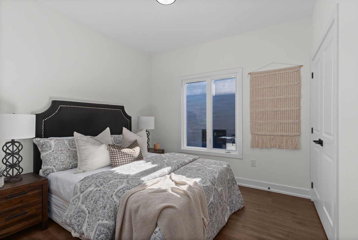 112 Creighton Drive Loyalist 112 Creighton Drive Loyalist