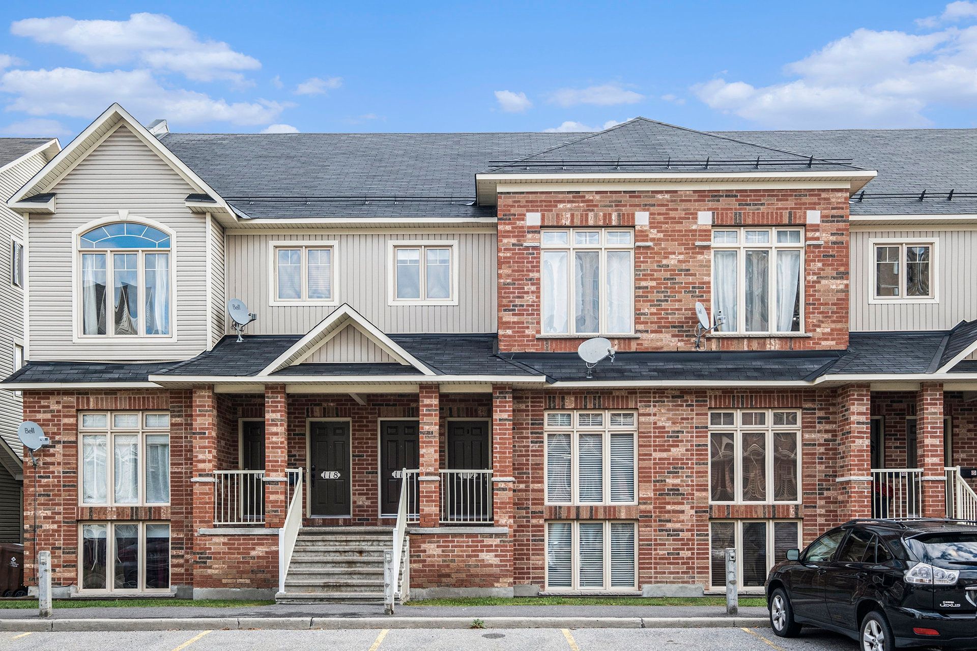 1512 Walkley Road Hunt Club - South Keys and Area For Sale | Katie