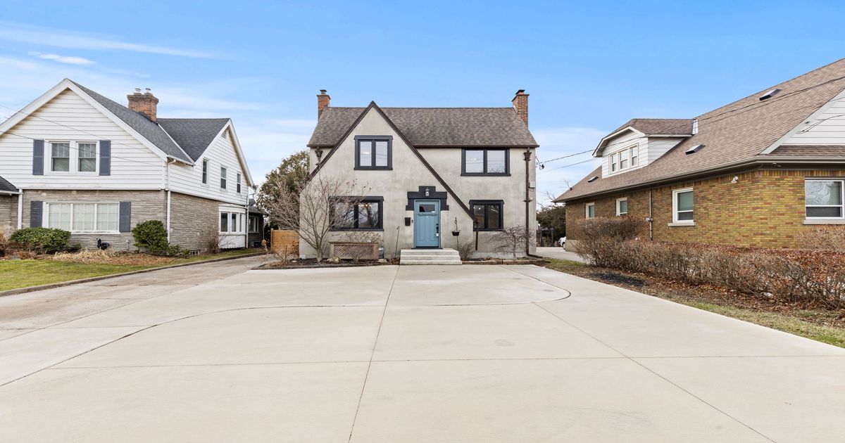 322 Queenston Street St. Catharines