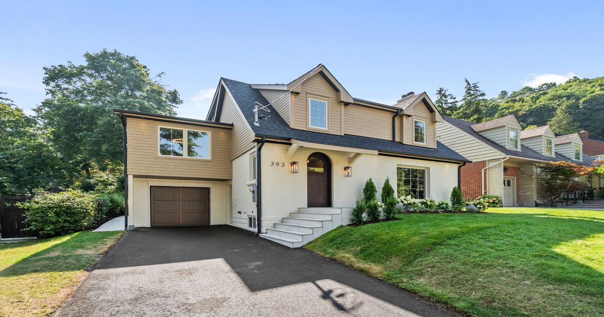 393 Hess Street S Hamilton