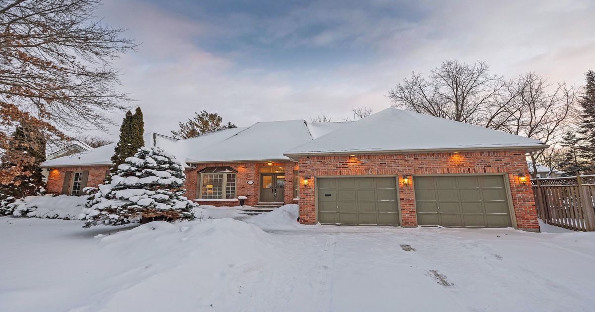 31 Woods Edge Close London South