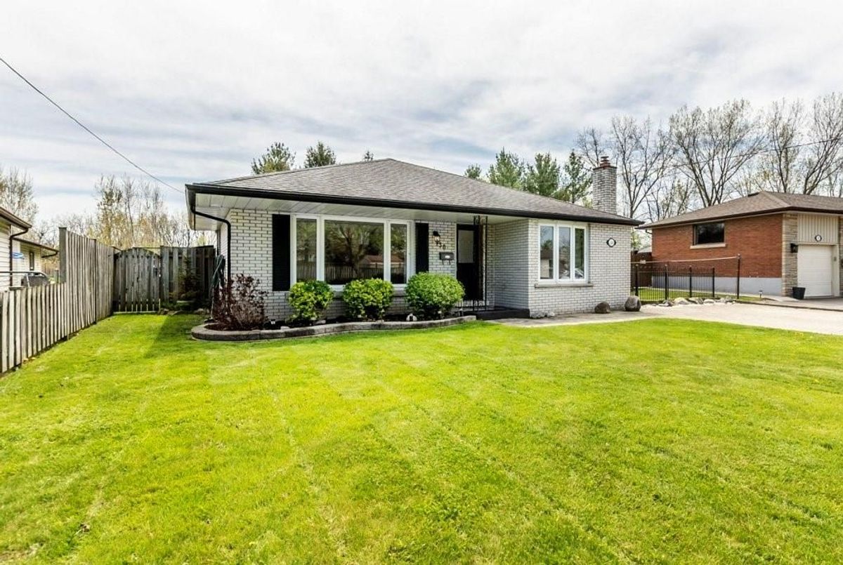 30 Terrace Avenue Welland 30 Terrace Avenue Welland