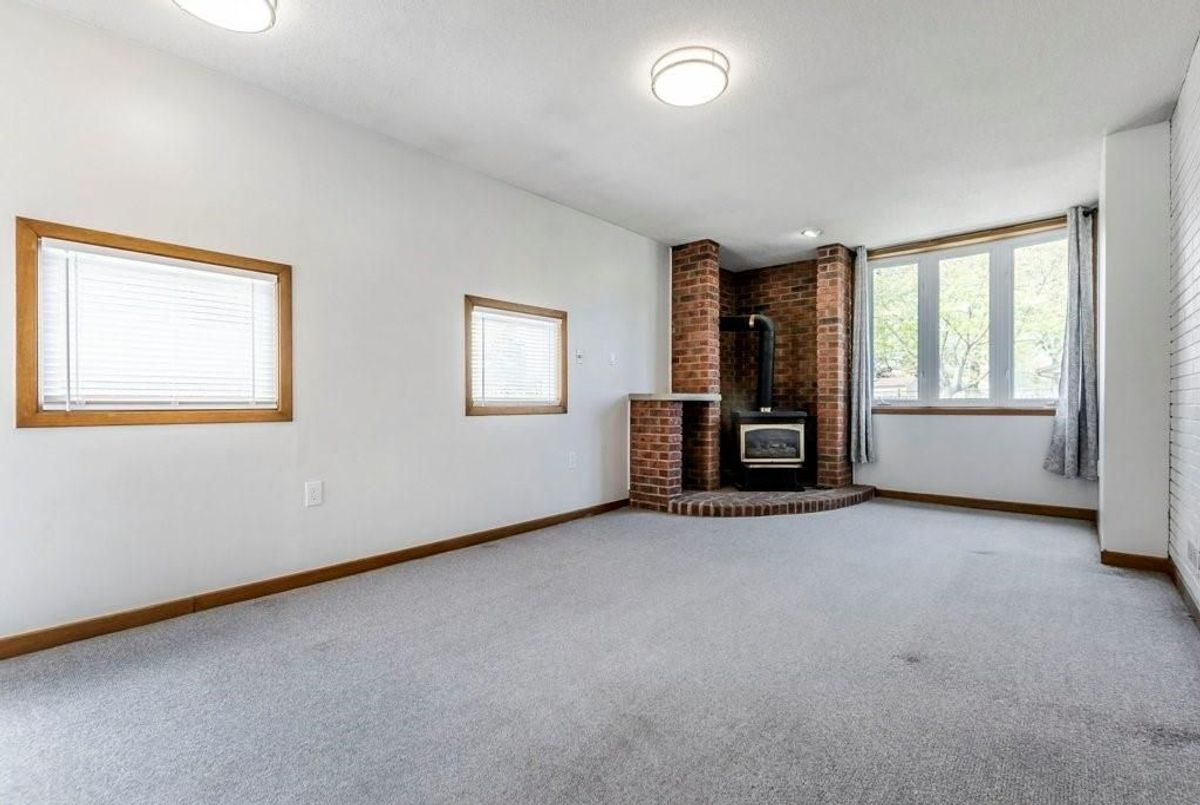 30 Terrace Avenue Welland 30 Terrace Avenue Welland