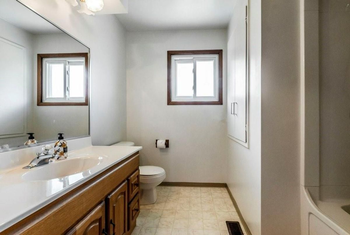 30 Terrace Avenue Welland 30 Terrace Avenue Welland