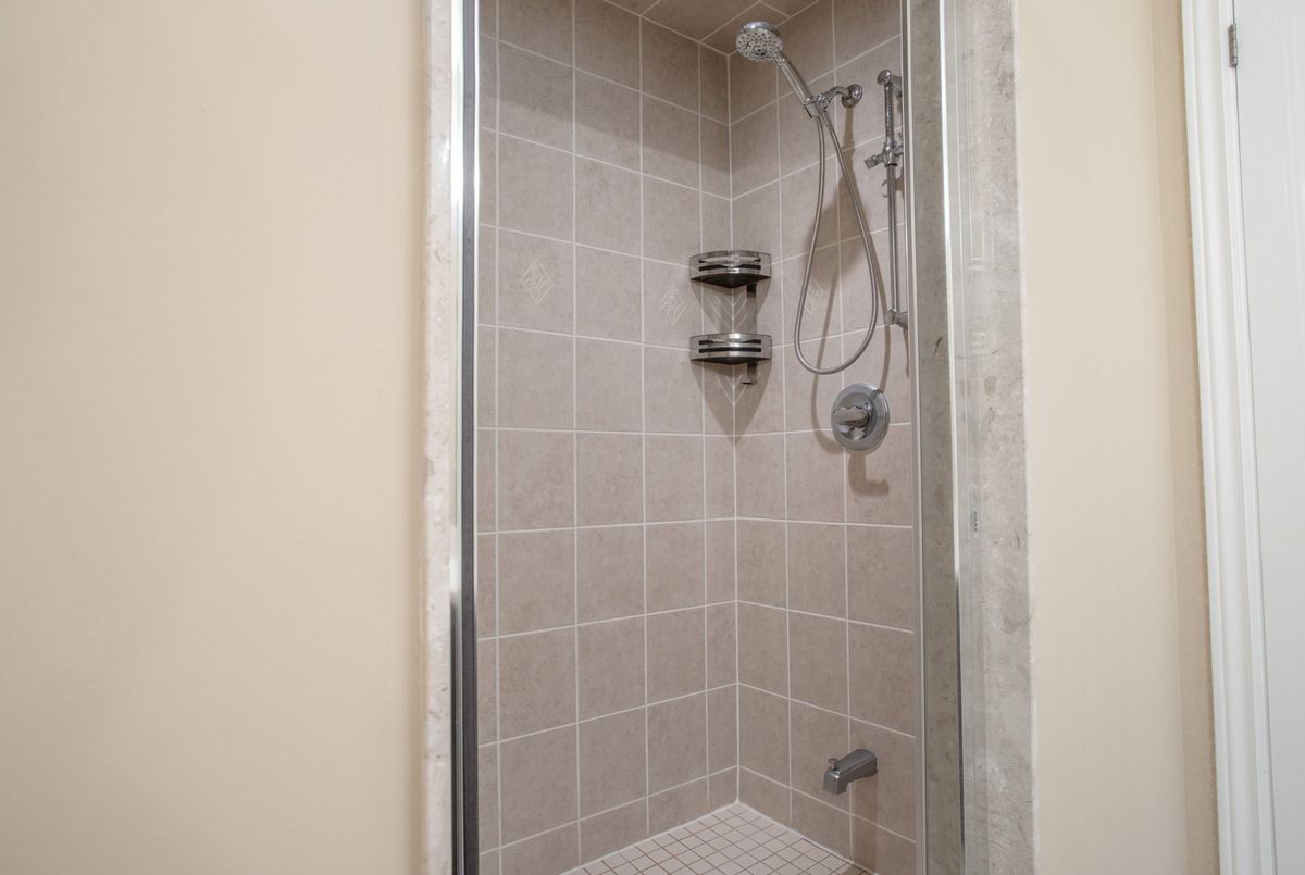 695 Henderson Drive Cobourg 695 Henderson Drive Cobourg