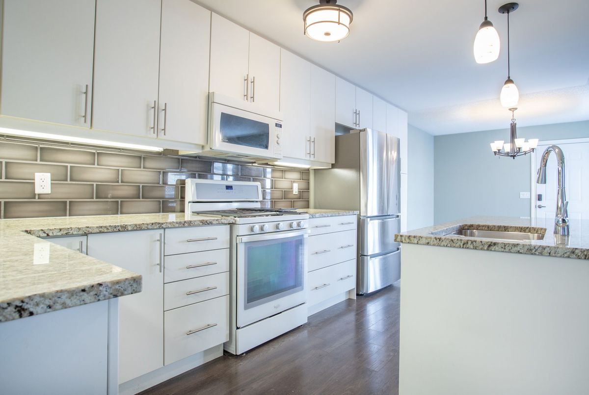 695 Henderson Drive Cobourg 695 Henderson Drive Cobourg