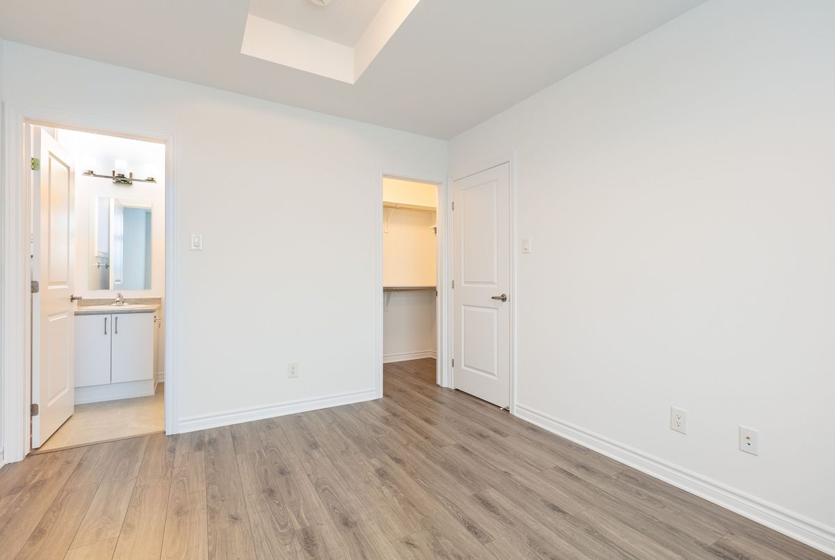 70 Jaguar Private Kanata 70 Jaguar Private Kanata