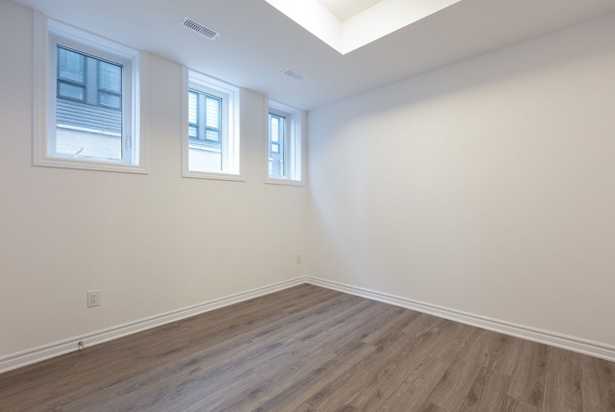 70 Jaguar Private Kanata 70 Jaguar Private Kanata