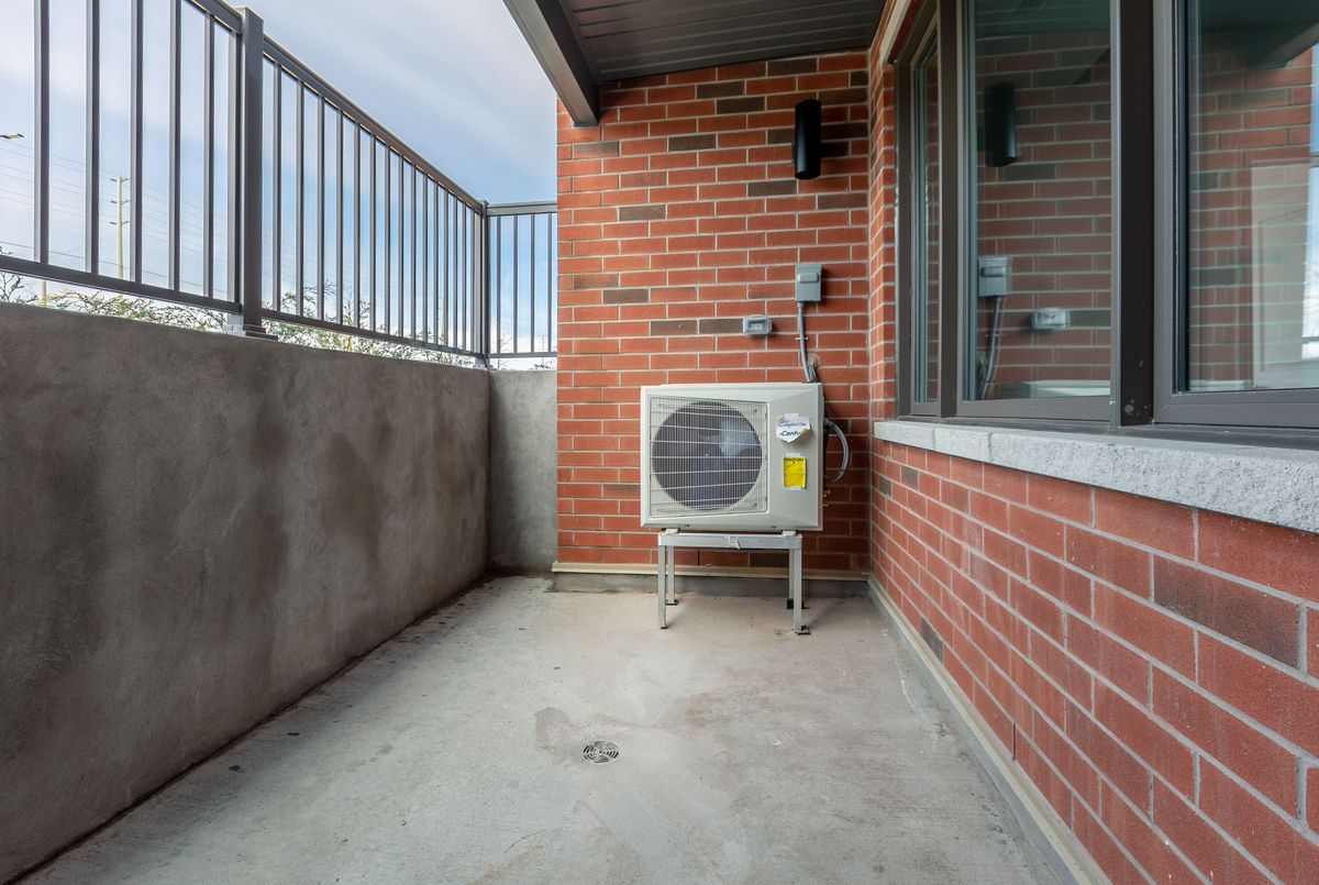 70 Jaguar Private Kanata 70 Jaguar Private Kanata