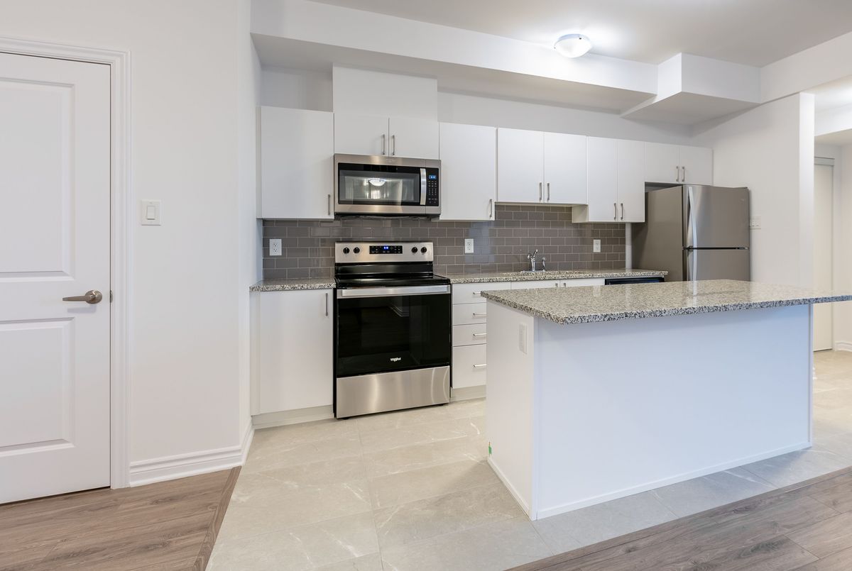 70 Jaguar Private Kanata 70 Jaguar Private Kanata