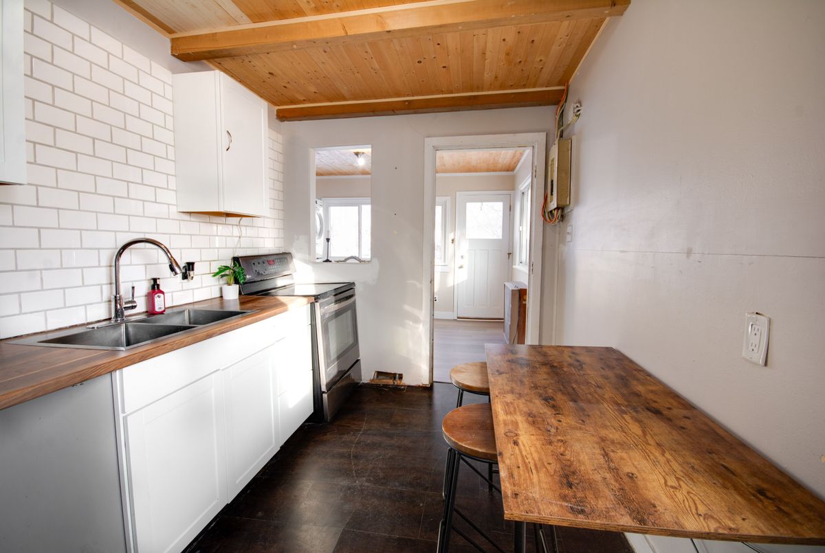 79 Kingscourt Avenue Kingston 79 Kingscourt Avenue Kingston