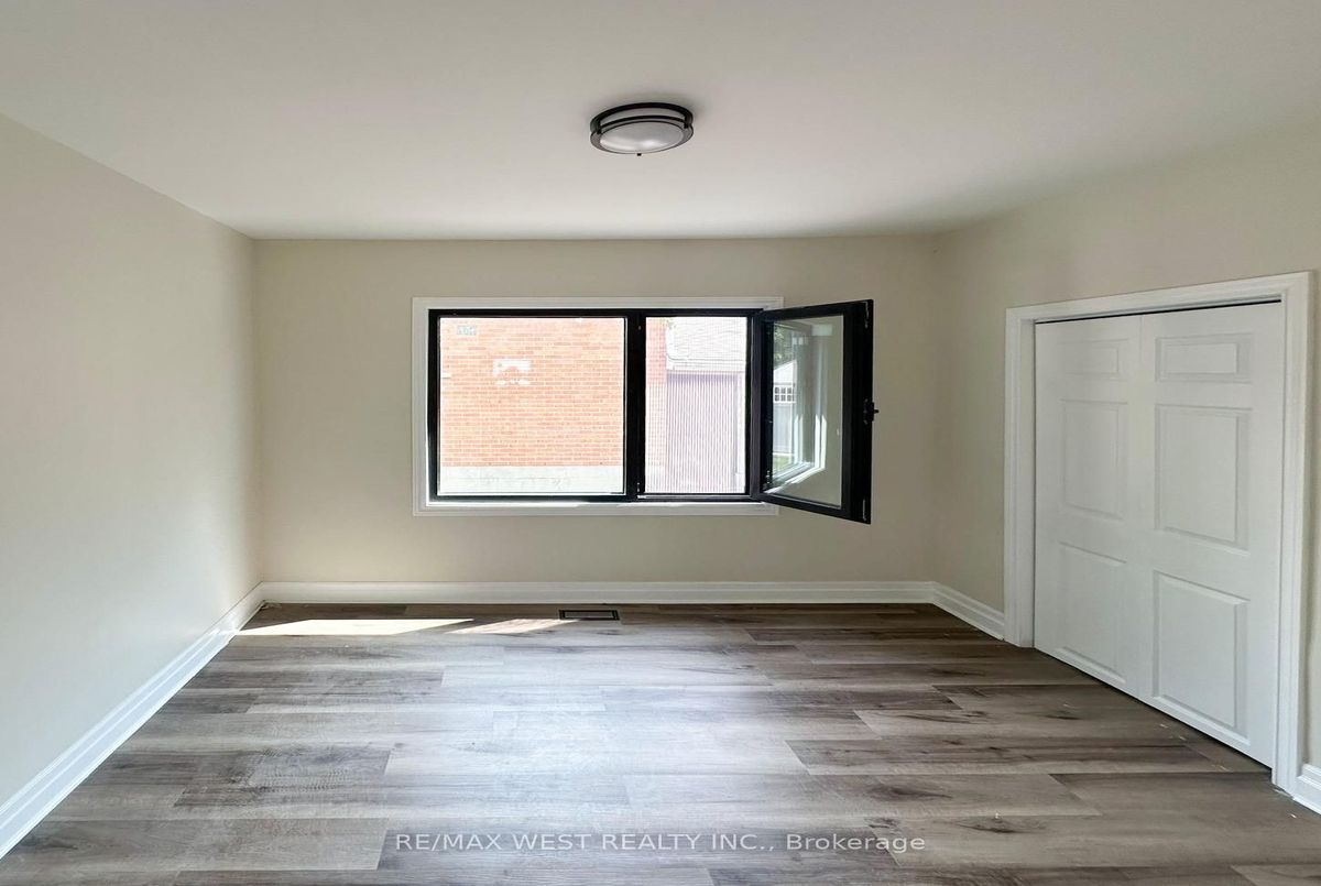 28 Concord Avenue St. Catharines 28 Concord Avenue St. Catharines