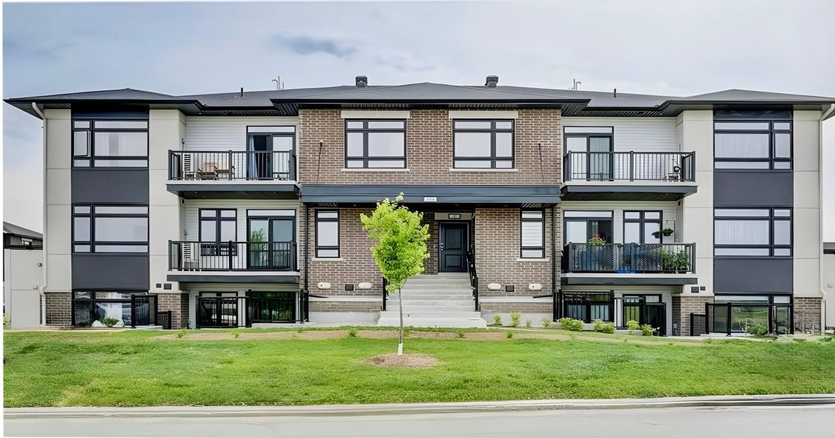 300 Tulum Crescent Kanata