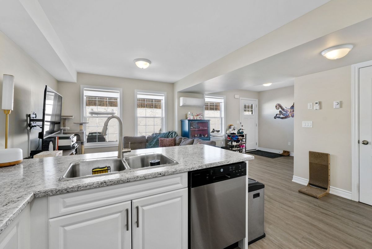 470 Lonsberry Drive Cobourg 470 Lonsberry Drive Cobourg