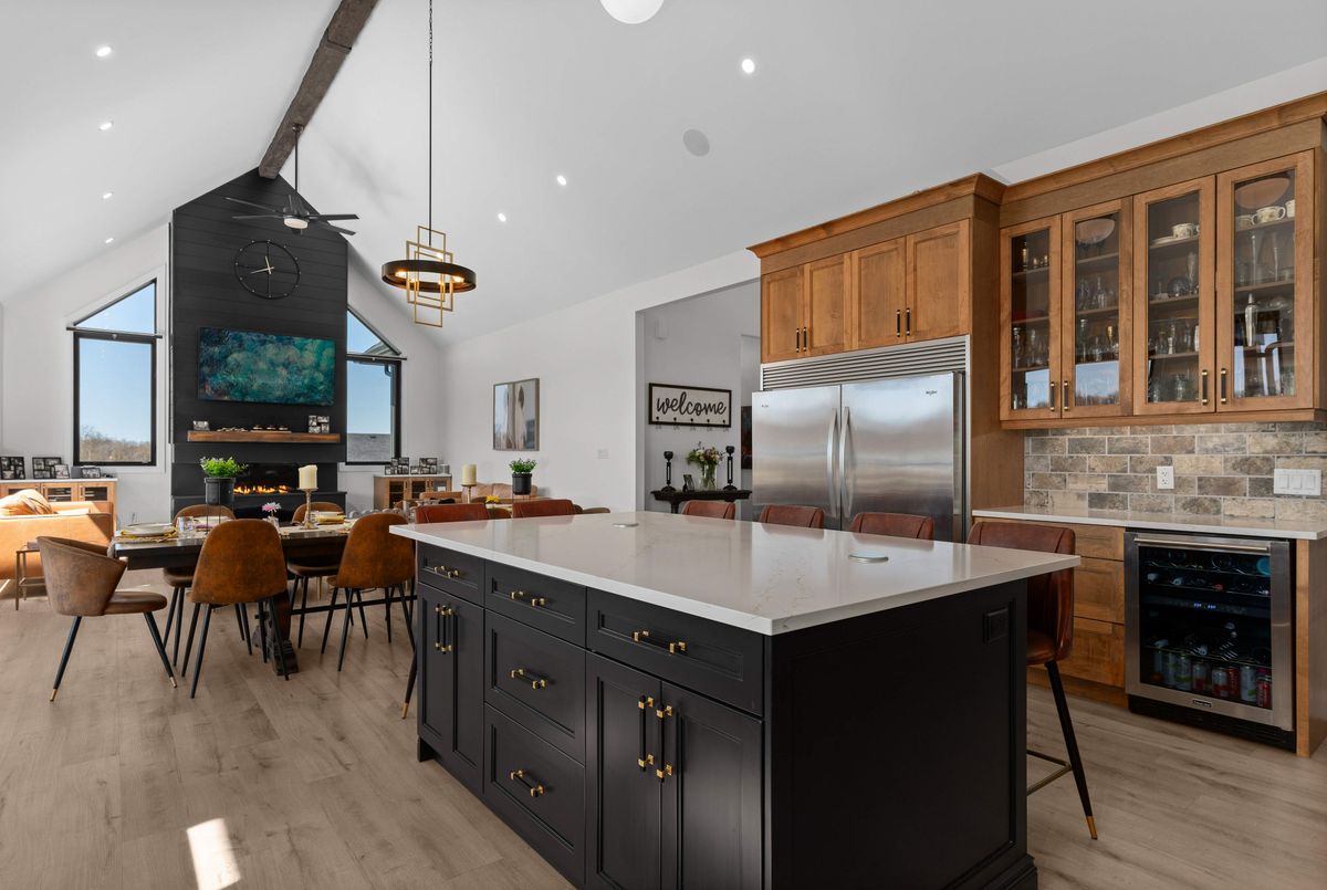 245 Mann Drive Kingston 245 Mann Drive Kingston