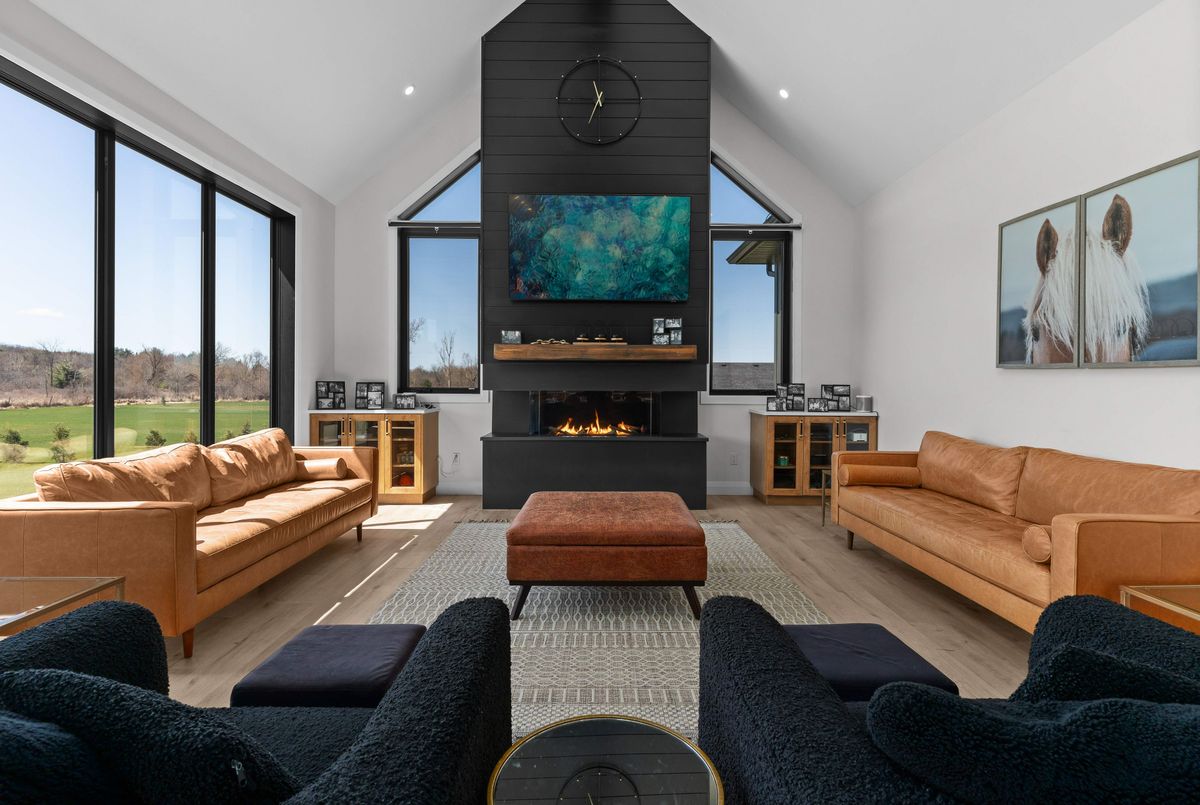 245 Mann Drive Kingston 245 Mann Drive Kingston