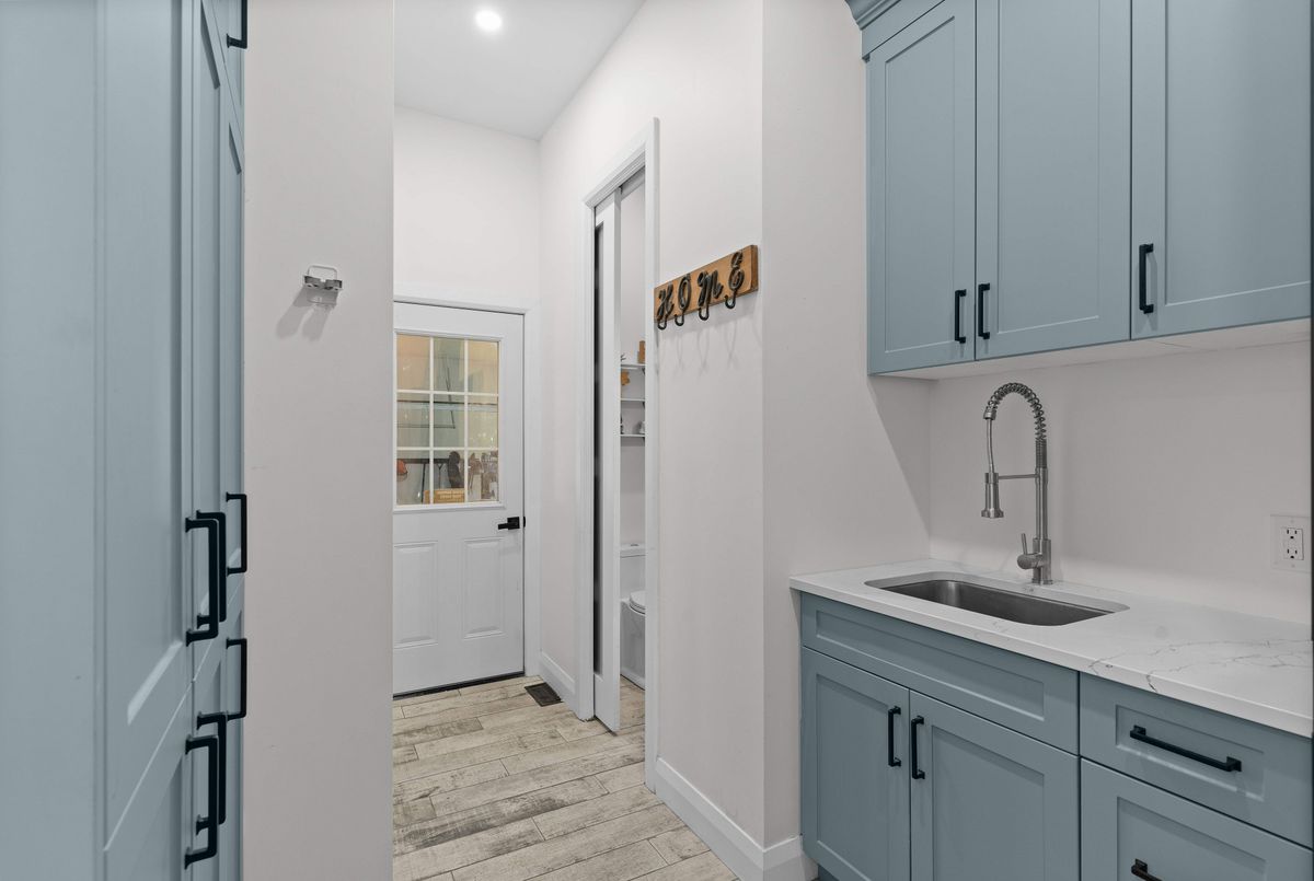 245 Mann Drive Kingston 245 Mann Drive Kingston