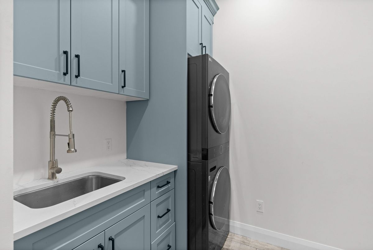 245 Mann Drive Kingston 245 Mann Drive Kingston