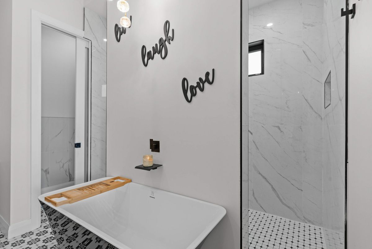 245 Mann Drive Kingston 245 Mann Drive Kingston