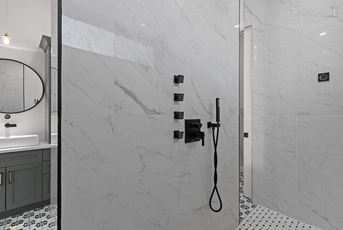 245 Mann Drive Kingston 245 Mann Drive Kingston