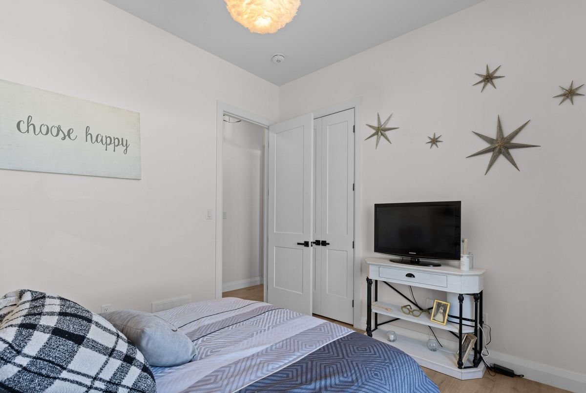 245 Mann Drive Kingston 245 Mann Drive Kingston