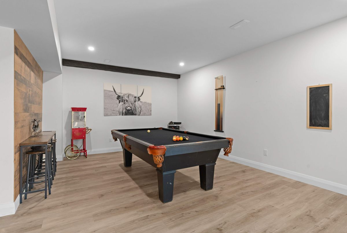 245 Mann Drive Kingston 245 Mann Drive Kingston