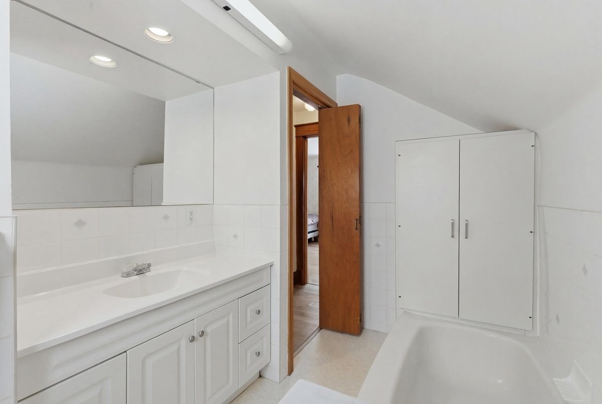 6289 Ker Street Niagara Falls 6289 Ker Street Niagara Falls