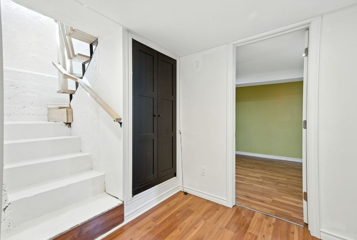 4 Woodland Avenue St. Catharines 4 Woodland Avenue St. Catharines