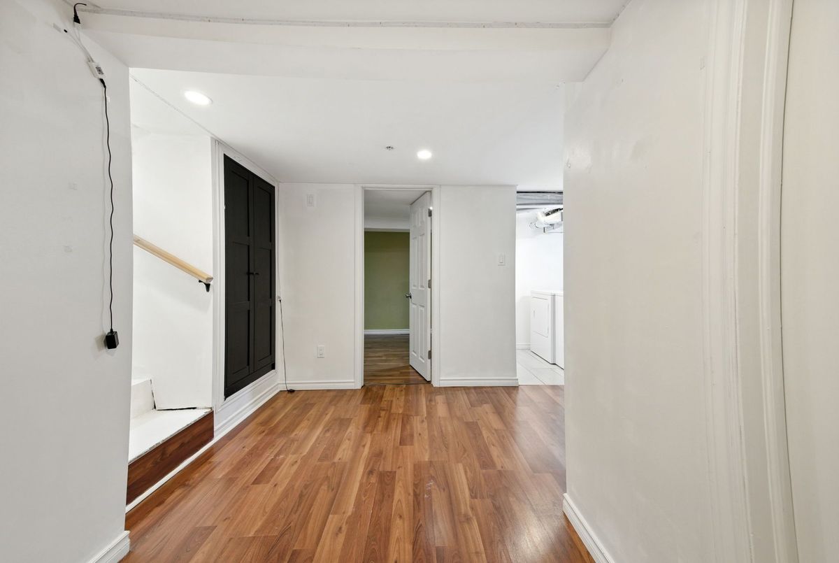 4 Woodland Avenue St. Catharines 4 Woodland Avenue St. Catharines
