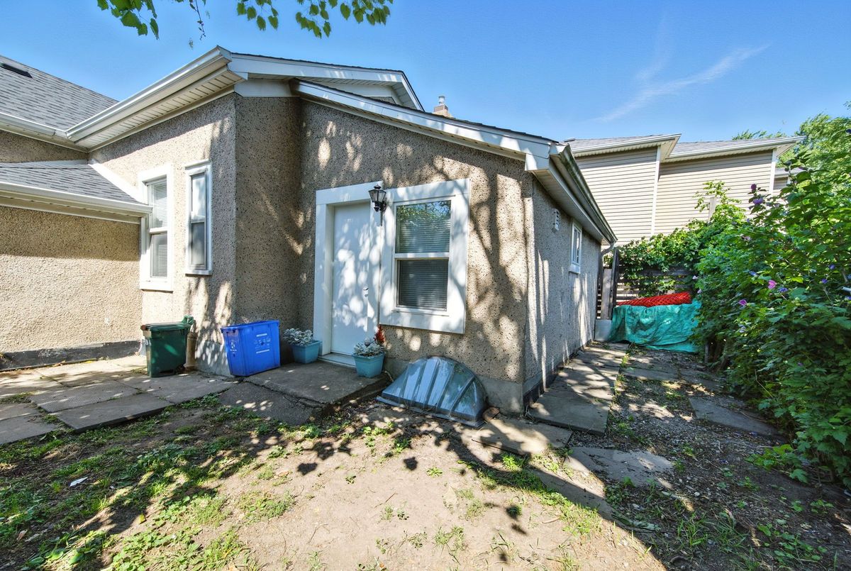 4 Woodland Avenue St. Catharines 4 Woodland Avenue St. Catharines