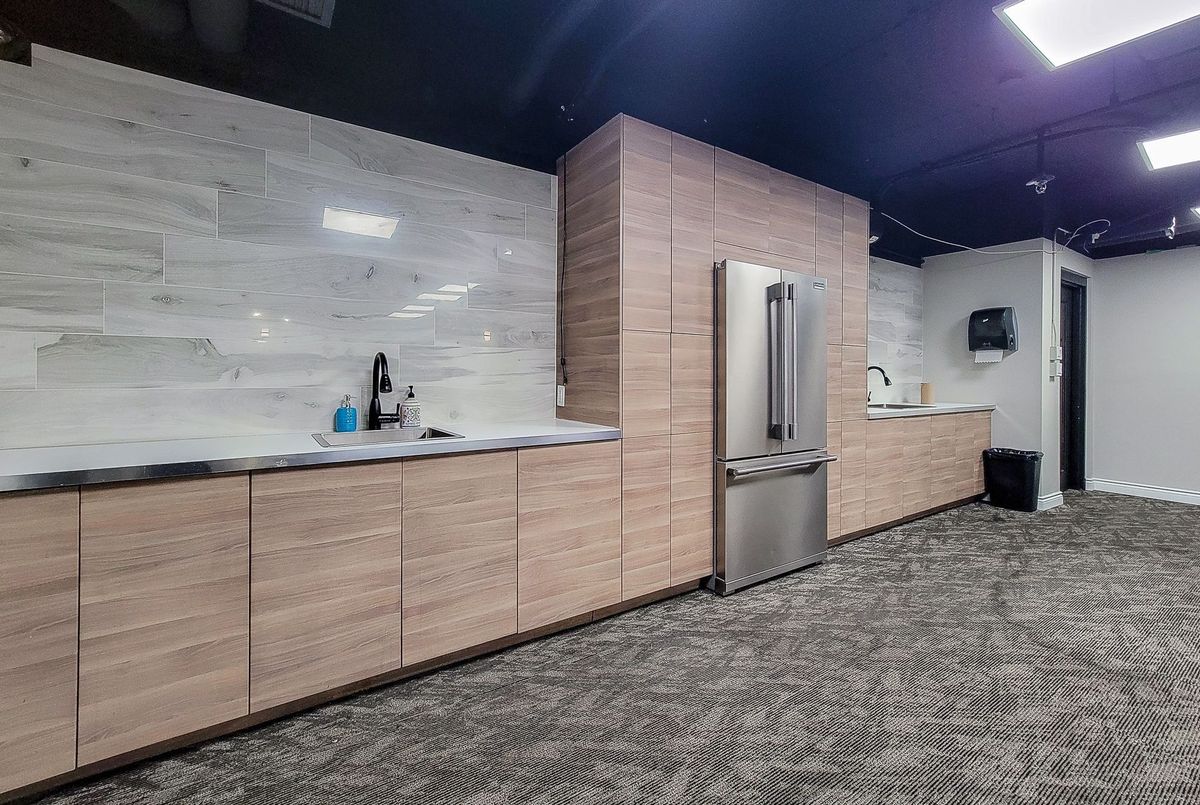 150 Charlton Avenue E Hamilton 150 Charlton Avenue E Hamilton