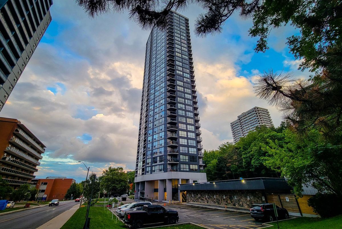 150 Charlton Avenue E Hamilton 150 Charlton Avenue E Hamilton