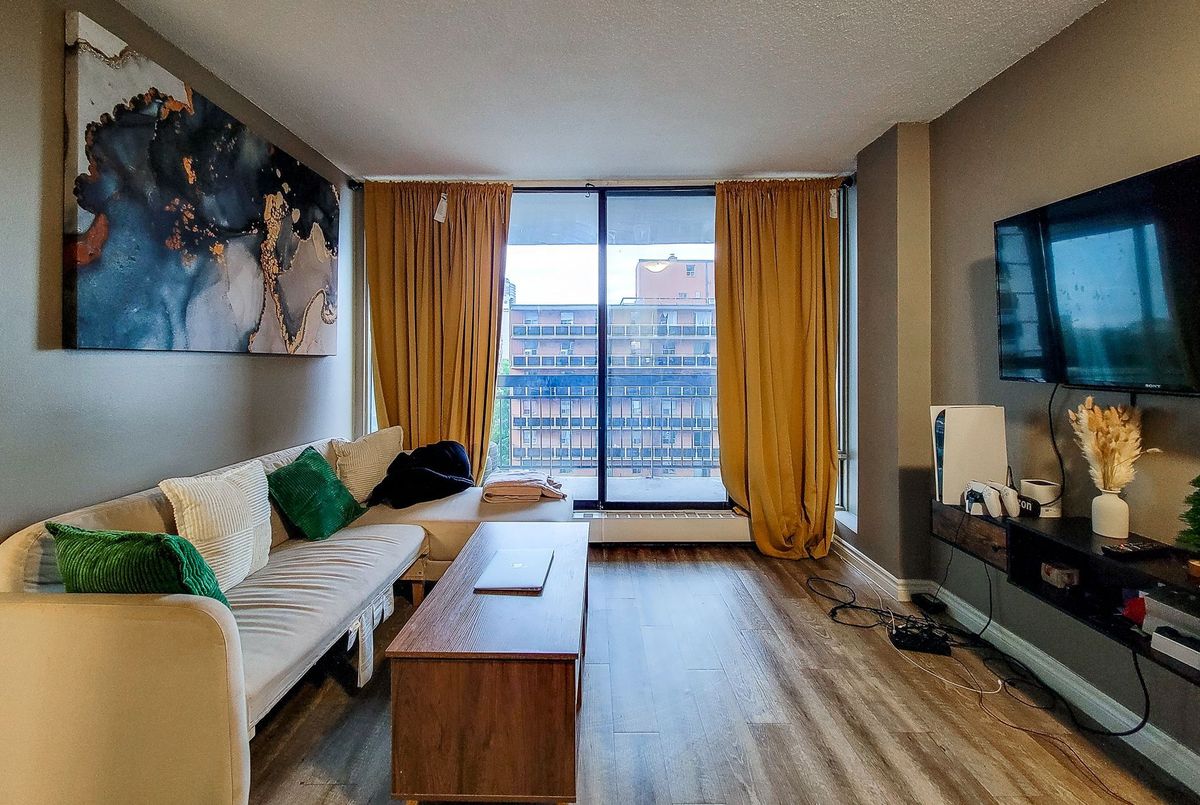 150 Charlton Avenue E Hamilton 150 Charlton Avenue E Hamilton